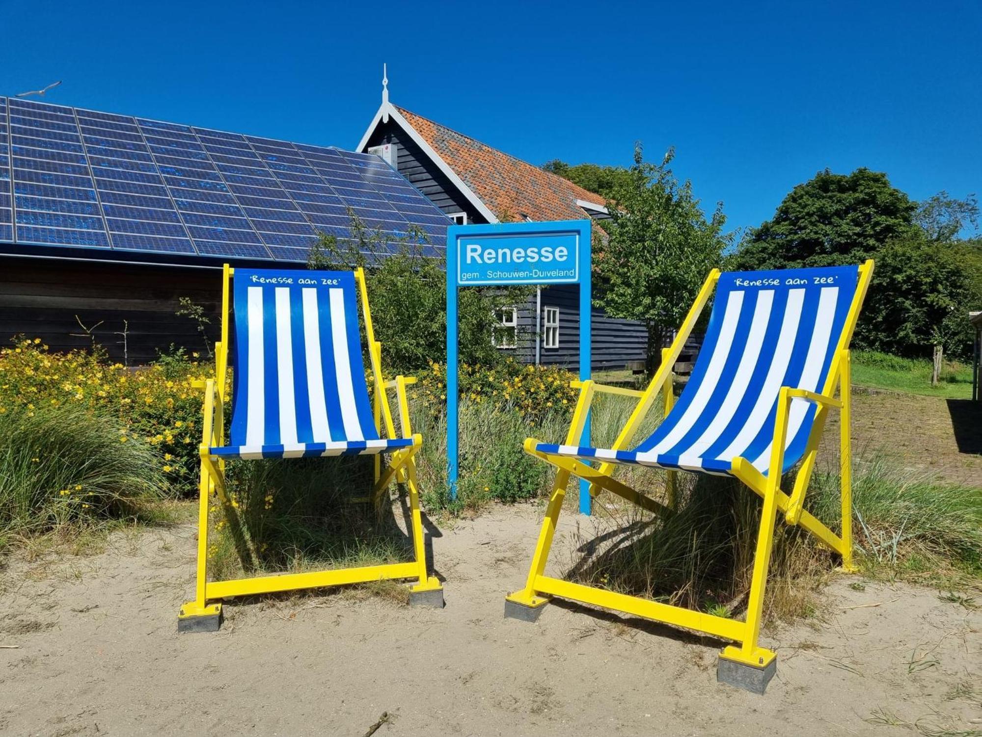 Nieuw Met Grote Tuin, Drie Slaapkamers En Op Loopafstand En Centrum! Chalet